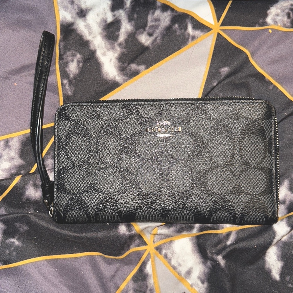 Coach wallet